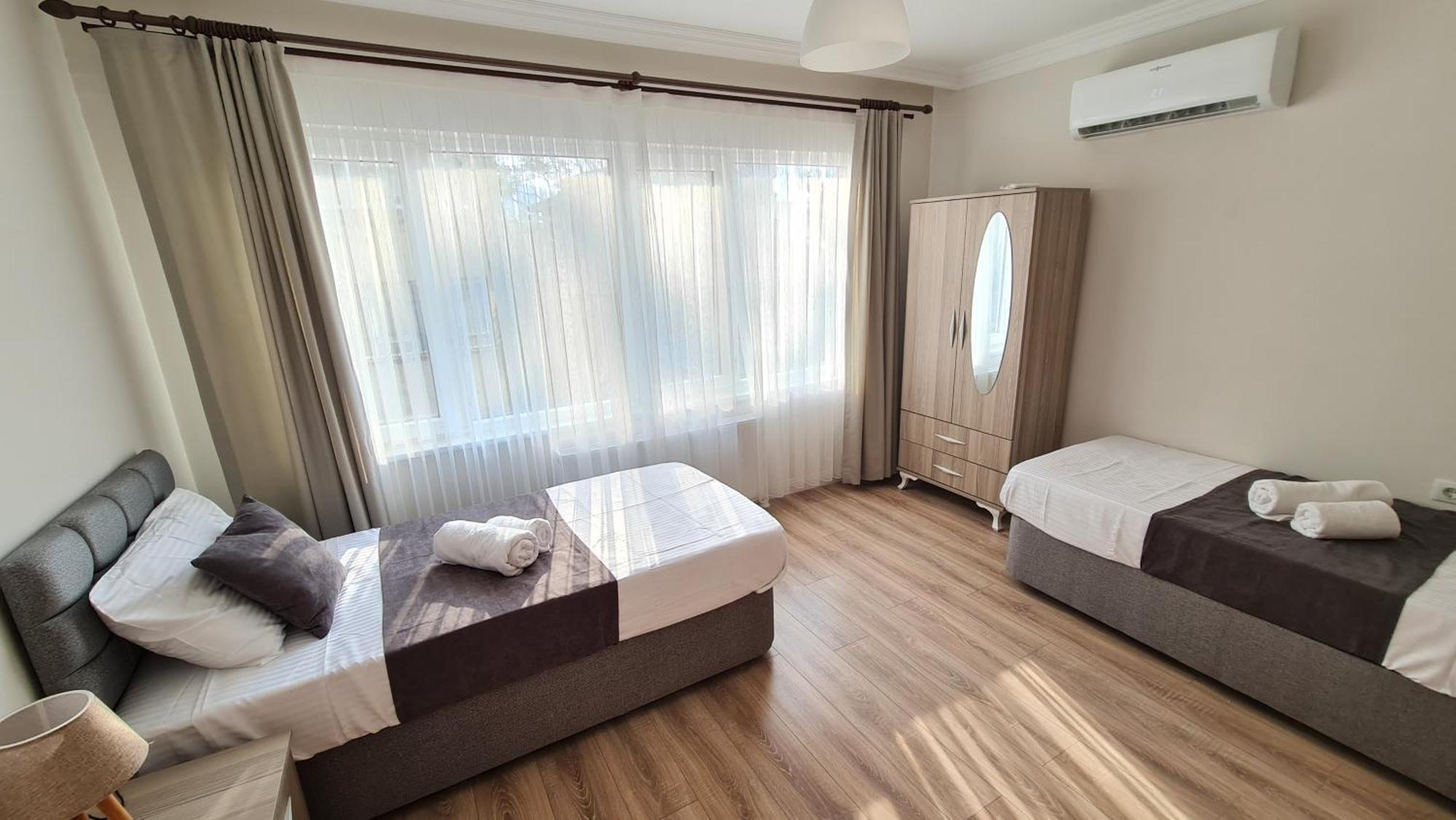 Cozy Spacious Near Green Mosque Yildirim Bagian luar foto